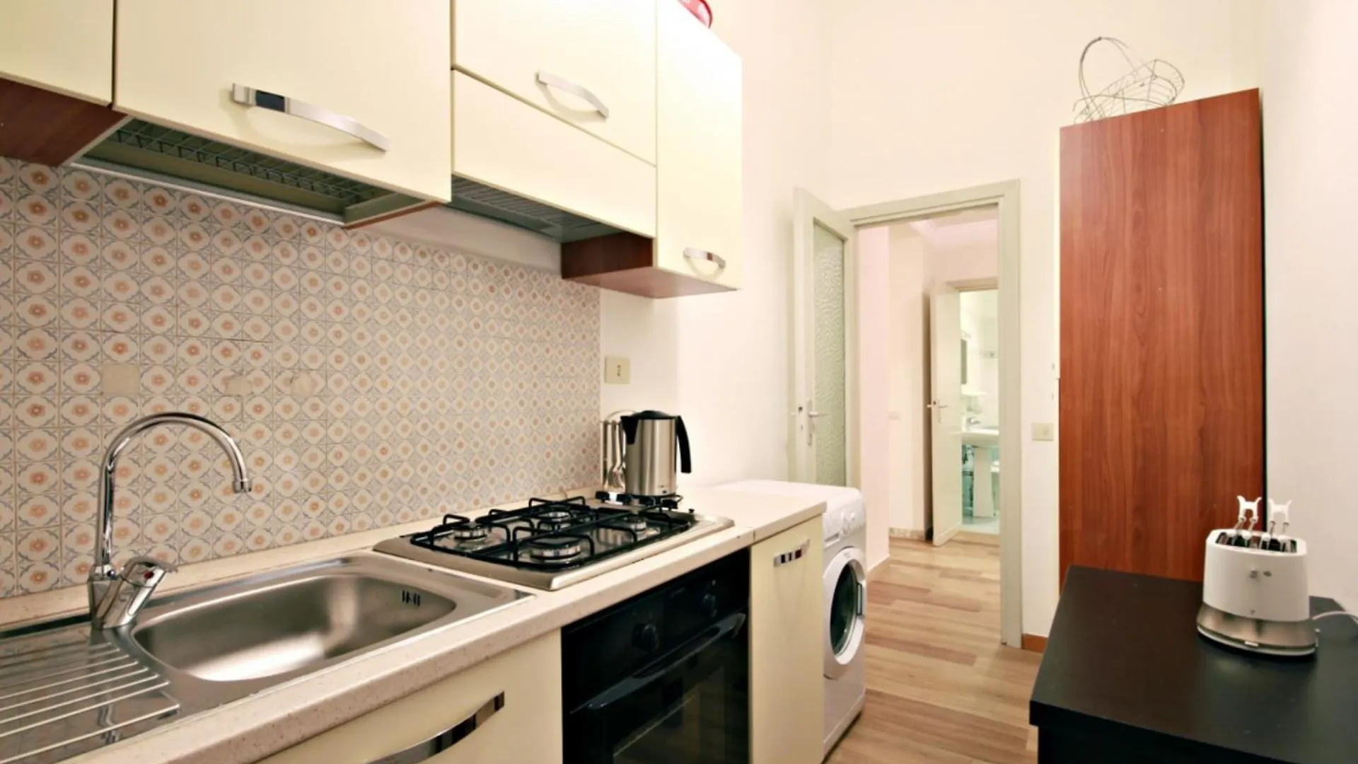 Colosseum - Big And Comfortable Apartment Rome