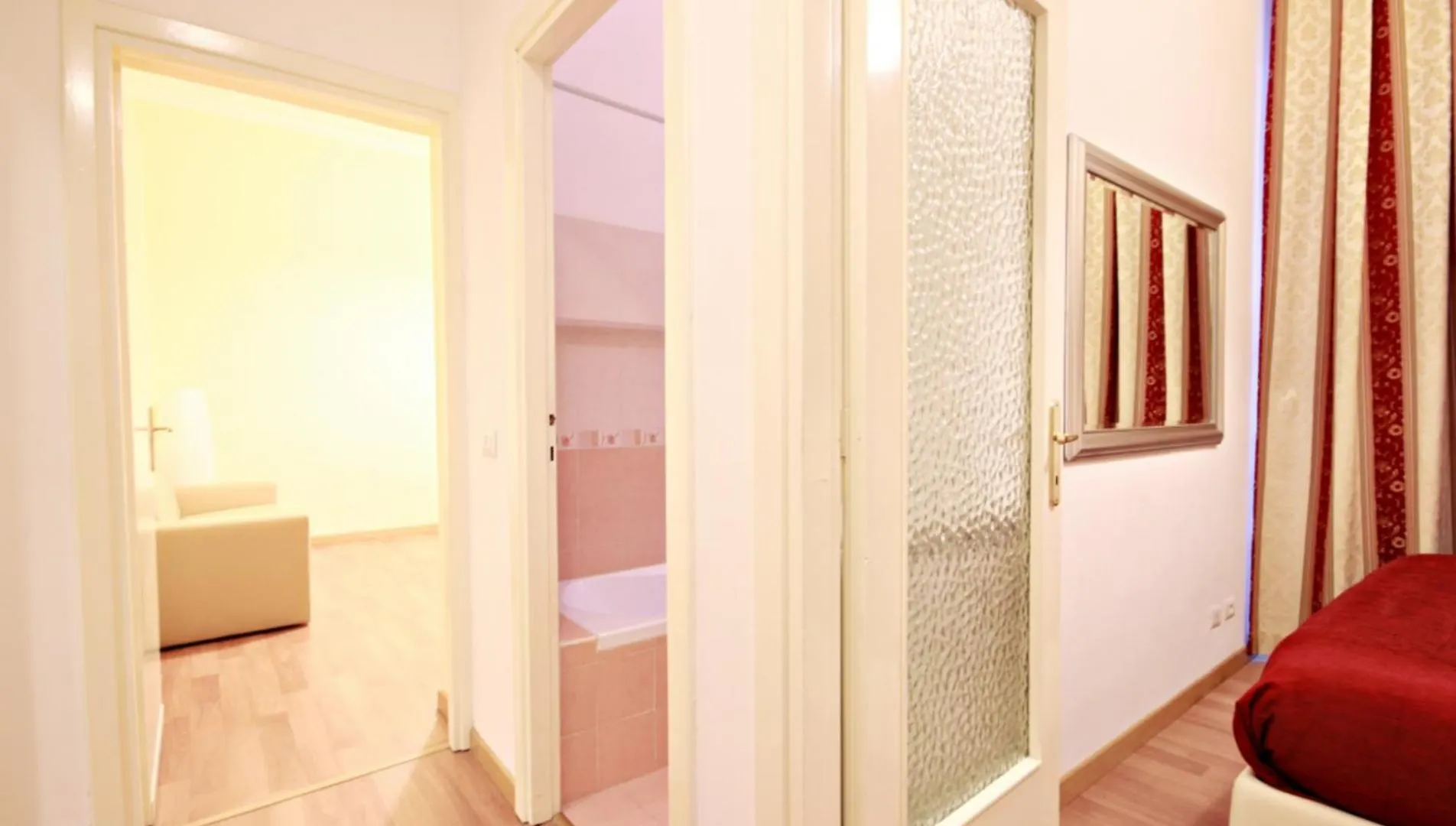 Colosseum - Big And Comfortable Apartment Rome 0*,  Italy